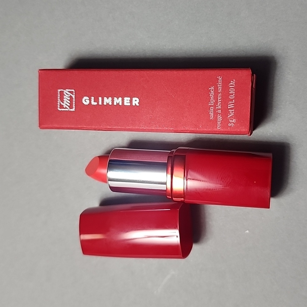 fmg Glimmer Satin Lipstick